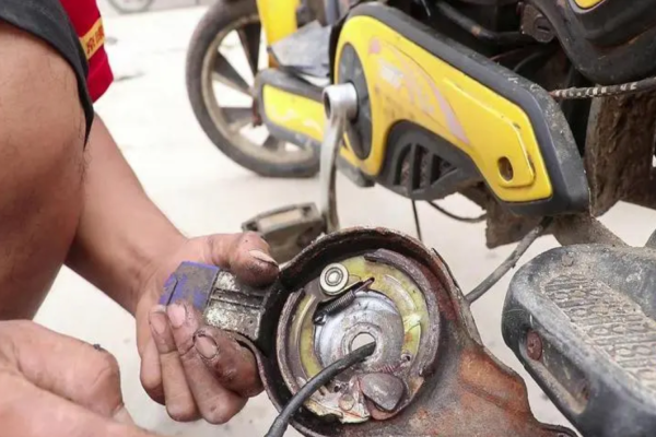 渝中区电动车刹车故障